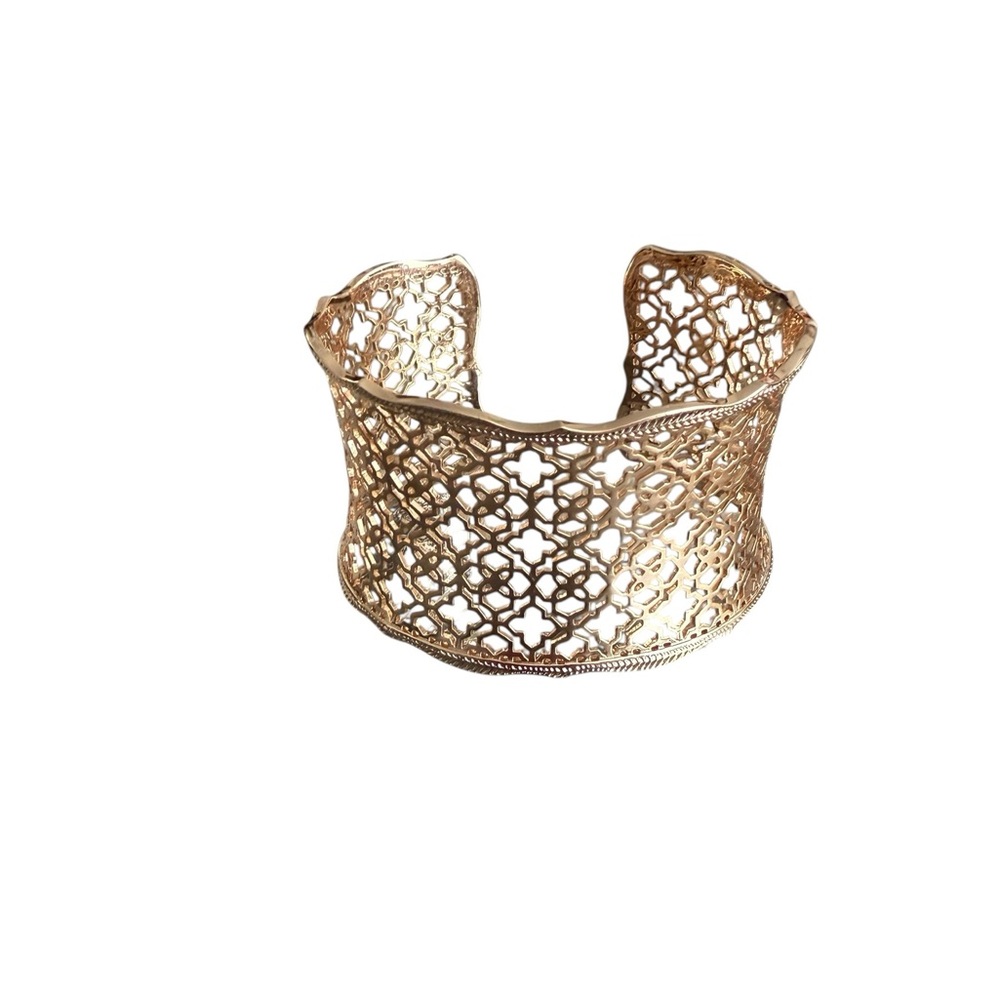 Kendra Scott, Candace wide cuff bracelet, gold plated medallion filigree NWOT.